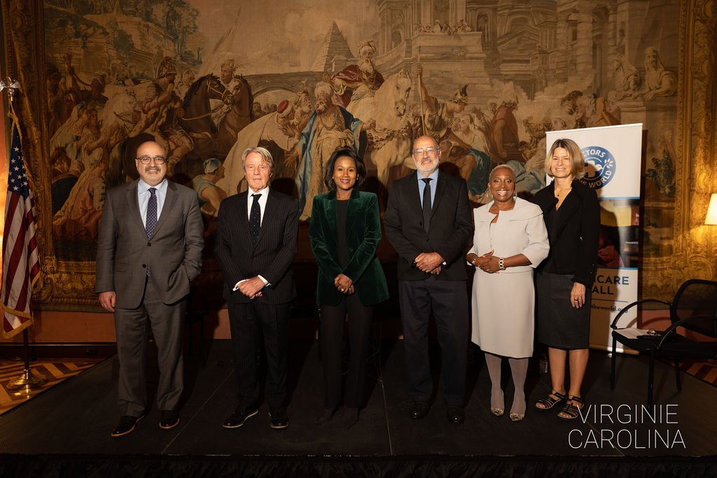 from Left to right: Michael Barnett, University Professor of International Affairs and Political Science at the George Washington University. Bernard Kouchner Minister of Foreign and European Affairs of France from 2007 to 2011, Founder of Doctors of the The World France Magalie Laguerre-Wilkinson (moderator), award winning journalist, Vice President of News Programming and Executive Producer of NICK NEWS at Nickelodeon Dr. Ronald Waldman, President of Doctors of the World USA Angela Bruce-Raeburn, Founding Principal DiverseDEV Abby Stoddard is a humanitarian policy analyst and a founding partner of Humanitarian Outcomes